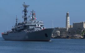 ABD, Küba'ya giden Rus deniz filosuna karşı bölgeye savaş gemileri ve uçak gönderdi
