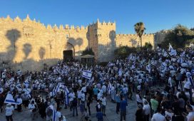 Arap Birliği, İİT ve Suudi Arabistan Doğu Kudüs'teki "bayrak yürüyüşünü" kınadı
