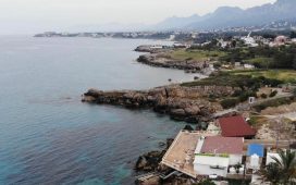 Çevre Koruma Vakfı: “Deniz kenarı hali arazideki kaçak restoran inşaatı önlenmeli”