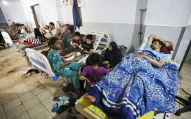 Gazze'deki Aksa Şehitleri Hastanesi, en asgari imkanlarla hizmet veriyor