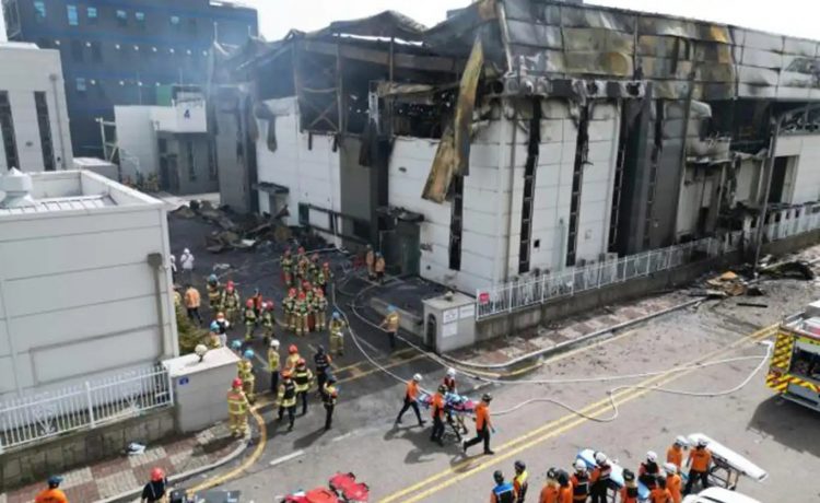 Güney Kore'deki fabrikada çıkan yangında ölenlerin sayısı 23'e yükseldi