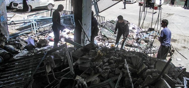 İsrail'in 264 gündür saldırılarını sürdürdüğü Gazze'de can kaybı 37 bin 718'e çıktı