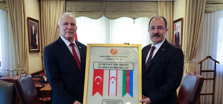 Meclis Başkanı Töre, Türkiye’nin Bakü Büyükelçiliği’ni ziyaret etti