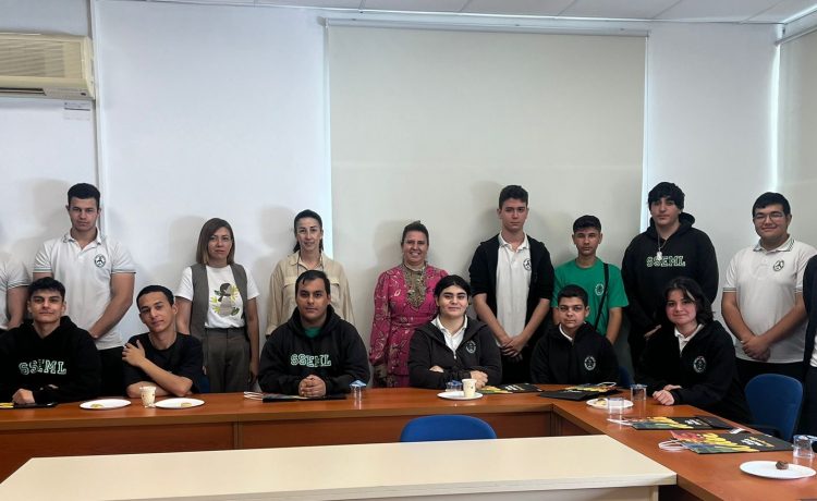 Sedat Simavi Endüstri Meslek Lisesi öğrencileri DAÜ'yü ziyaret etti