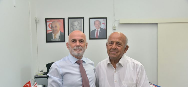 Erenköy Mücahitleri Derneği Başkanı Mustafa Arıkan TAK’ı ziyaret etti