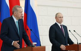 Putin: "Dünyadaki tüm zorluluklara rağmen Rusya ile Türkiye arasındaki ilişkiler adım adım ilerliyor"